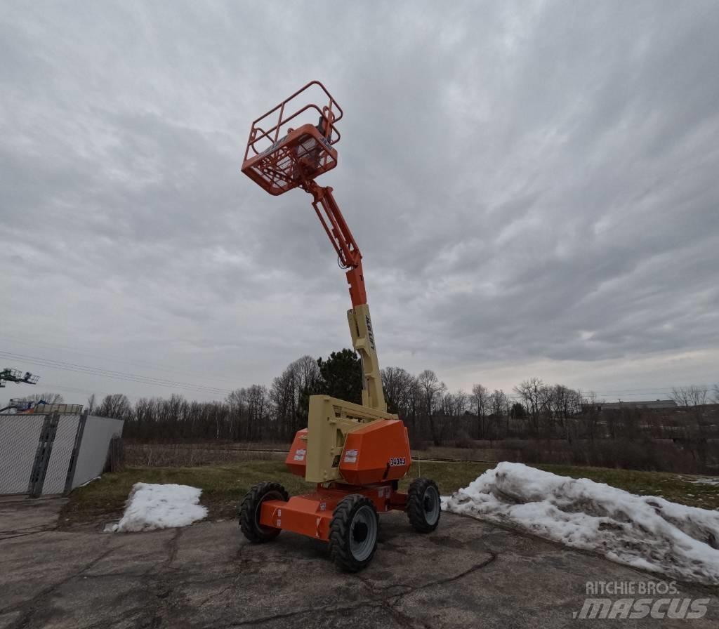 JLG 340 AJ Karos emelők