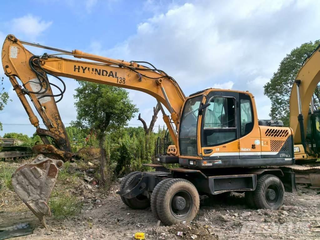 Hyundai R150W Gumikerekes kotrók