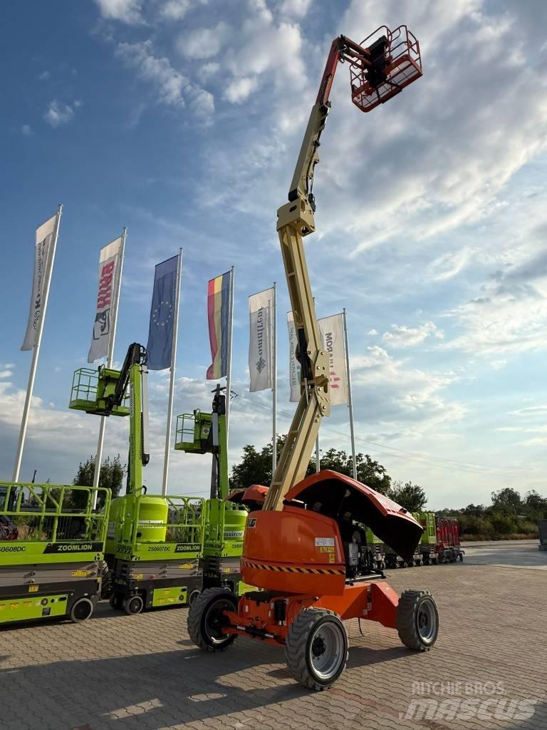JLG EC450AJ Karos emelők