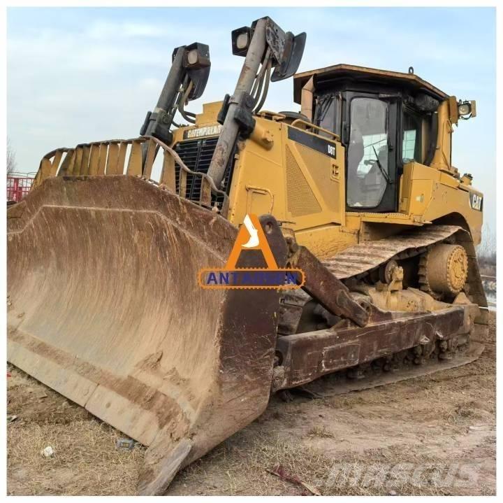 CAT D 8 T lánctalpas dózerek