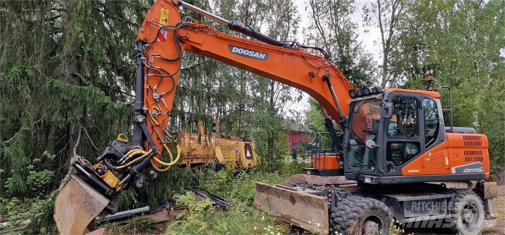 Doosan DX170W Gumikerekes kotrók
