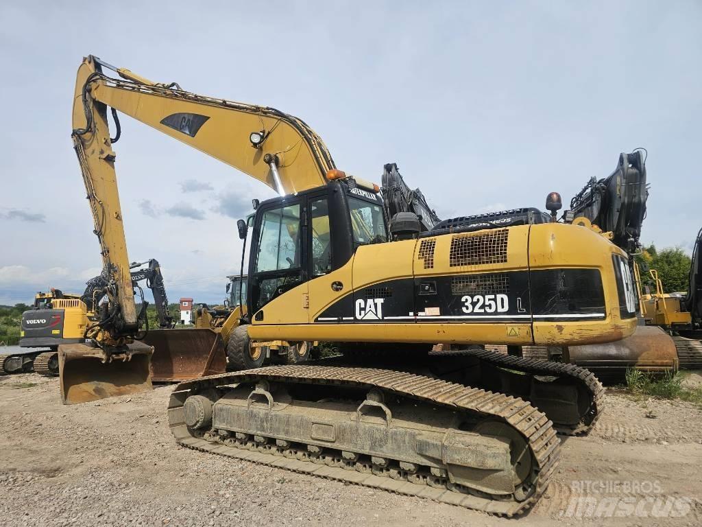 CAT 325 D Long Reach Hosszú gém kotrók