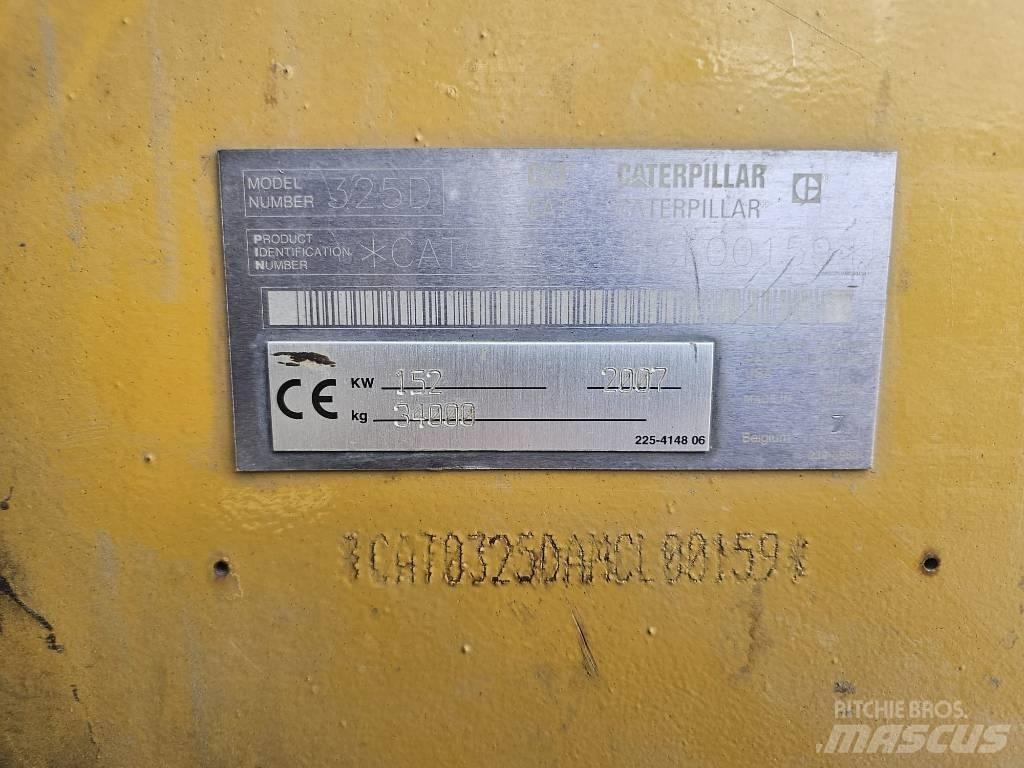 CAT 325 D Long Reach Hosszú gém kotrók
