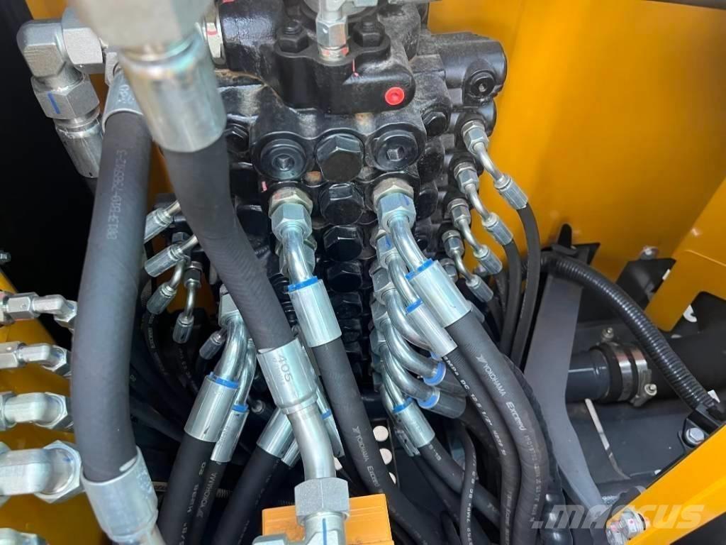 XCMG XE 75 Lánctalpas kotrók