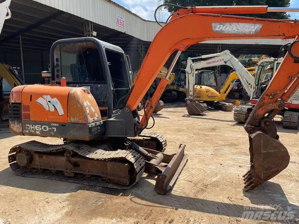 Doosan DH 60-7 Mini kotrók < 7t