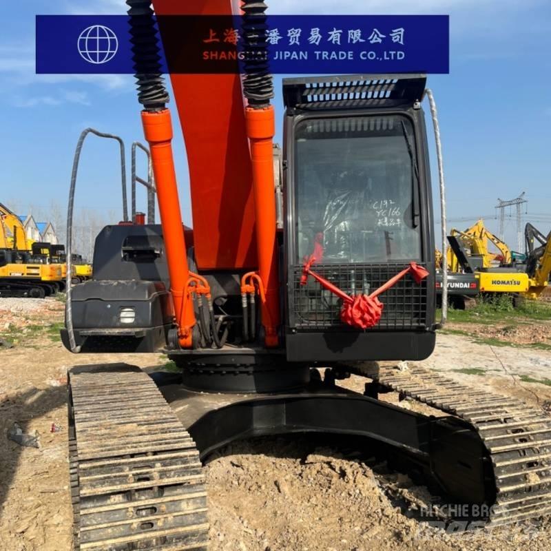 Hitachi ZX 240 Lánctalpas kotrók