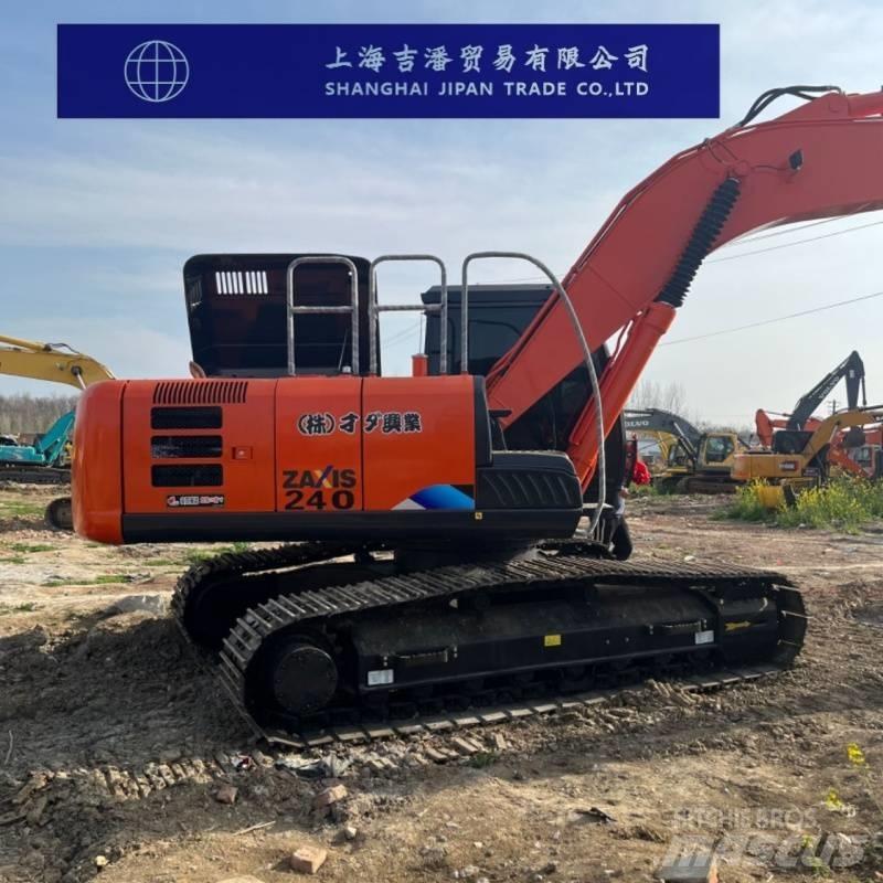 Hitachi ZX 240 Lánctalpas kotrók