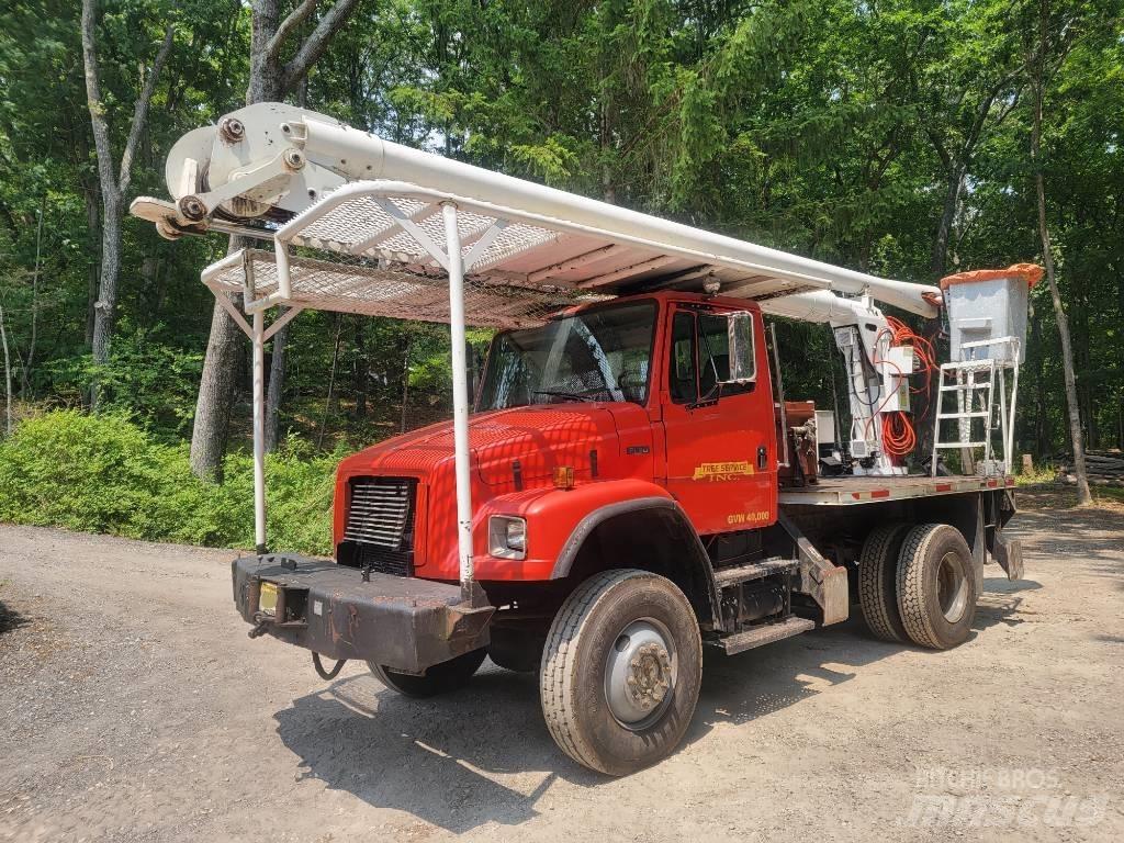 Freightliner FL80 Teleszkópos emelők