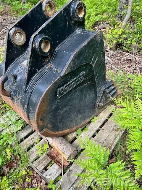 Kobelco SK 120 Lánctalpas kotrók