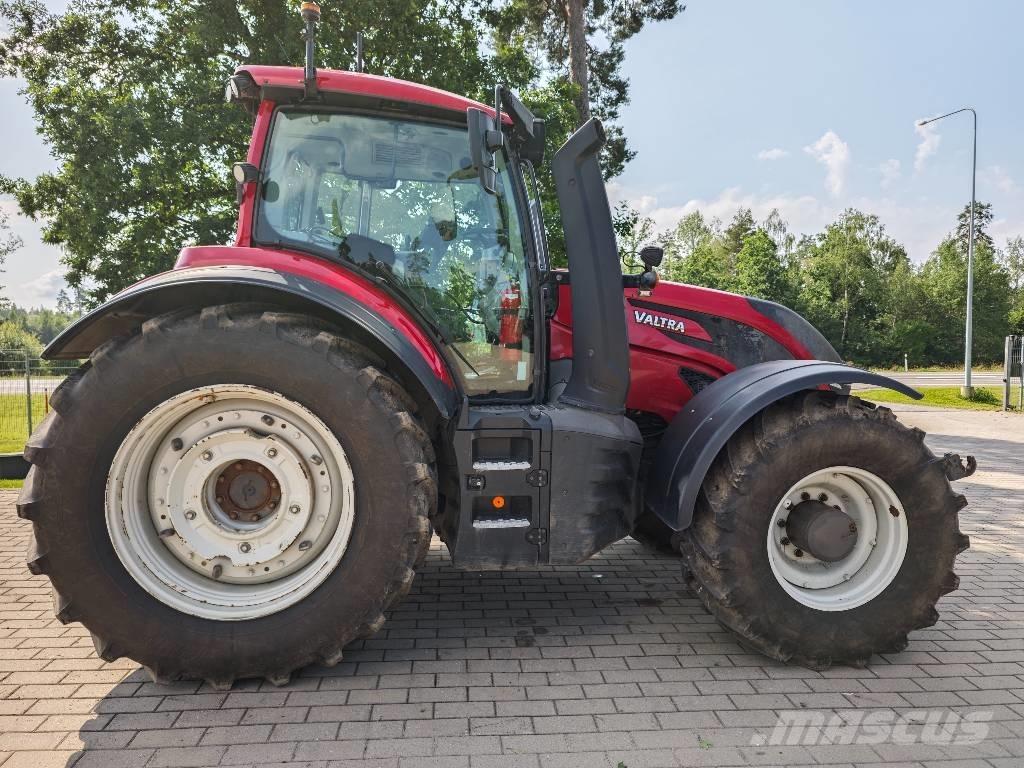Valtra T 254 V Traktorok