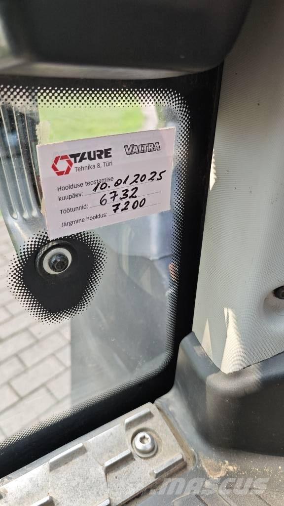 Valtra T 254 V Traktorok