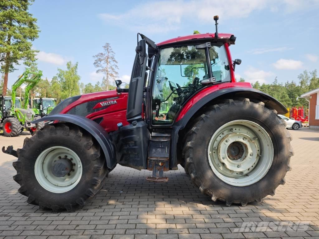 Valtra T 254 V Traktorok