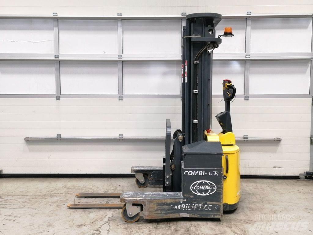 Combilift WR4 Oldalvillás targonca