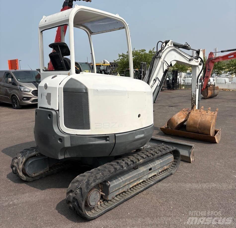 Neuson 38 Z 3 RD Mini kotrók < 7t