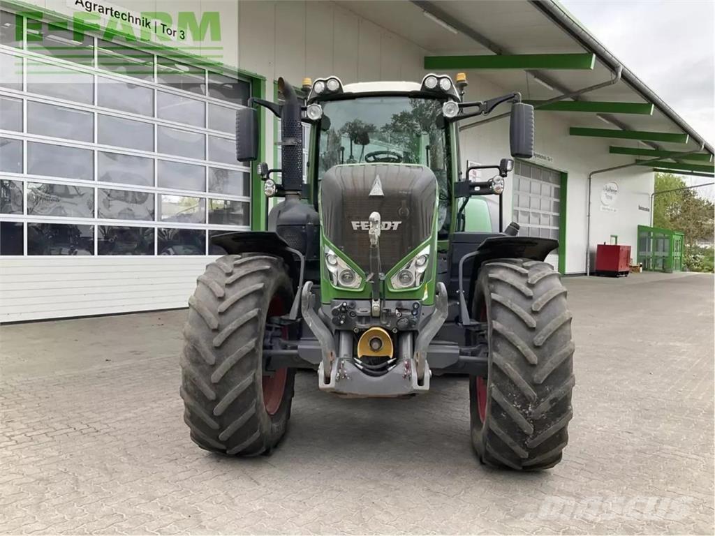 Fendt 826 vario s4 Traktorok