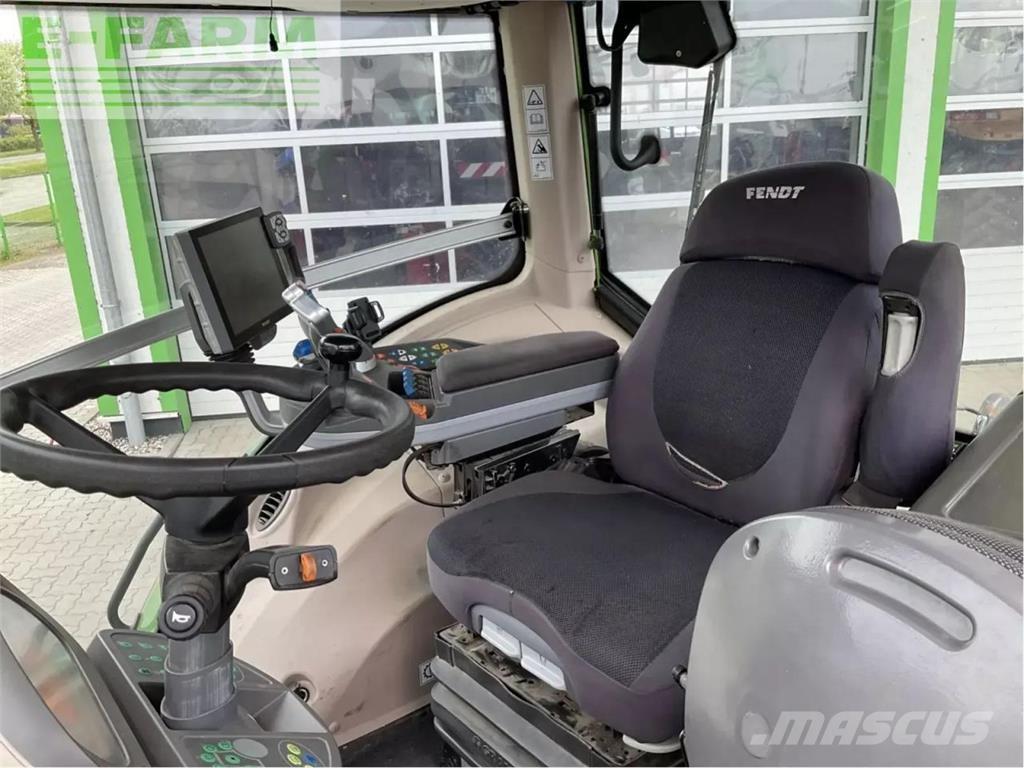 Fendt 826 vario s4 Traktorok
