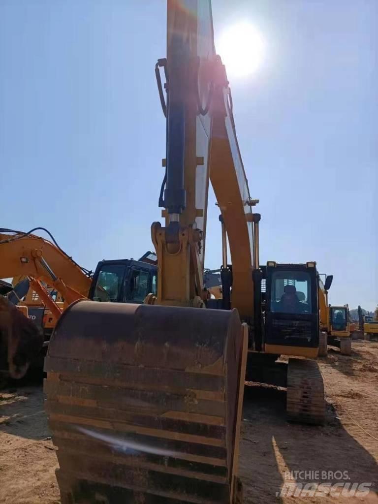 CAT 329 D L Lánctalpas kotrók