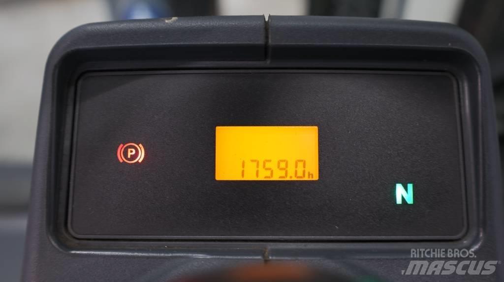Jungheinrich TFG 425 Gázüzemű targoncák