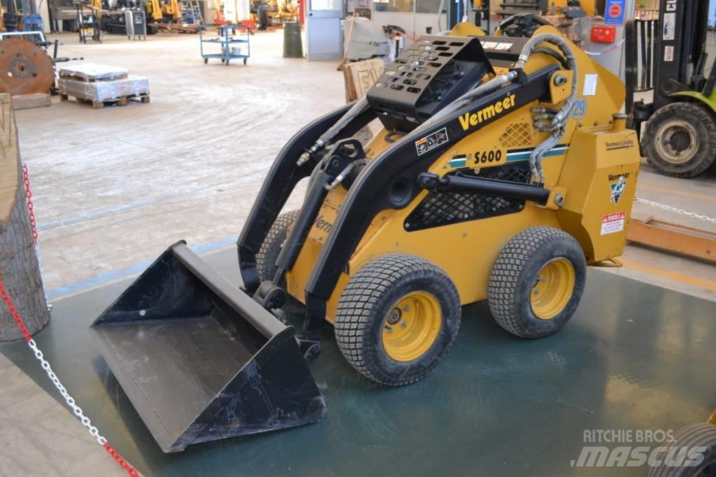 Vermeer S600 Univerzális rakodók