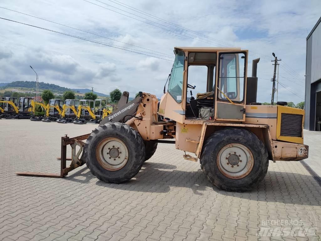 Zettelmeyer ZL1002 Gumikerekes homlokrakodók