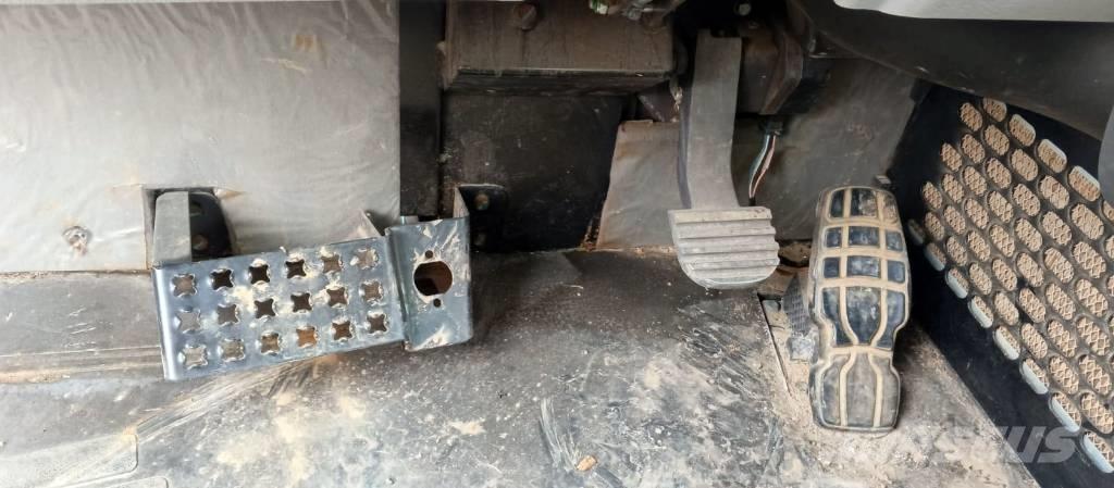 CAT 730 C Csuklósdömperek