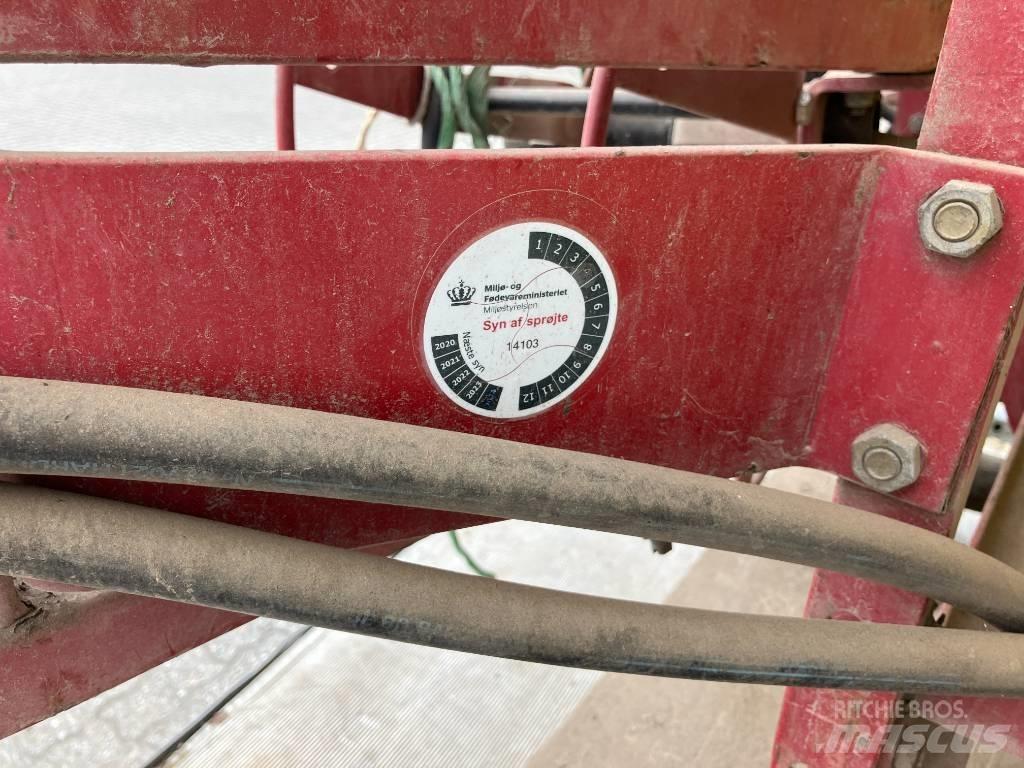 Hardi NK 600 Rögzített trágyaszórók