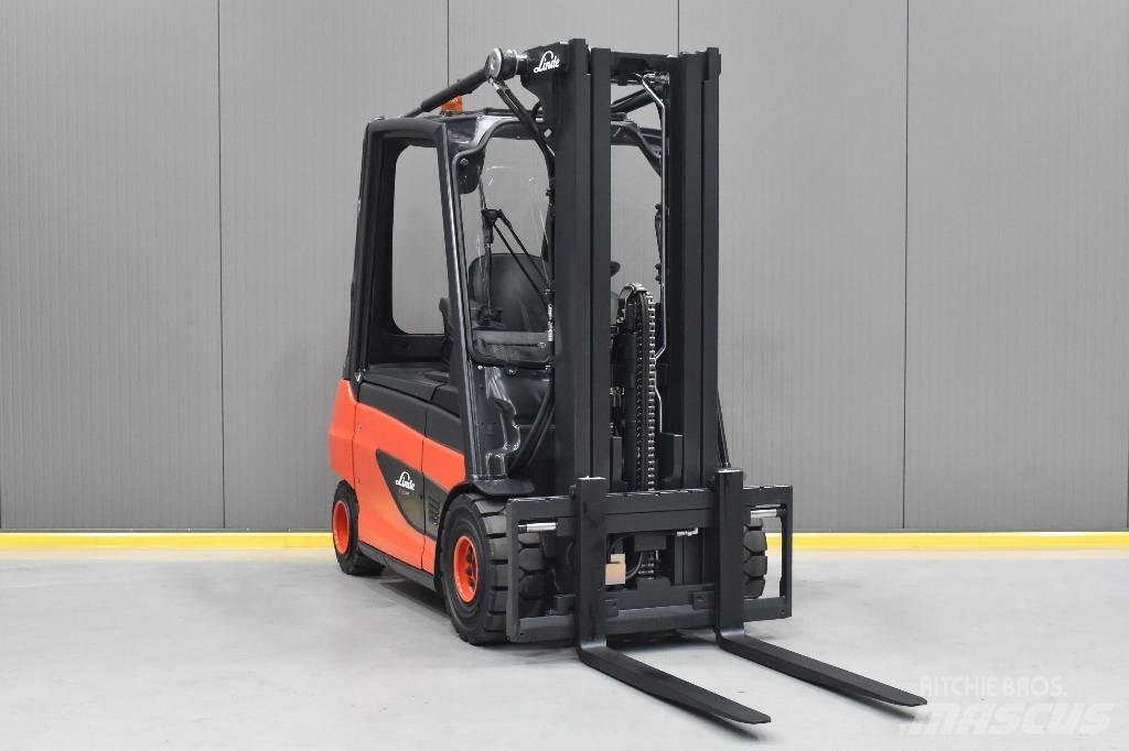 Linde E 30-01 Elektromos targoncák