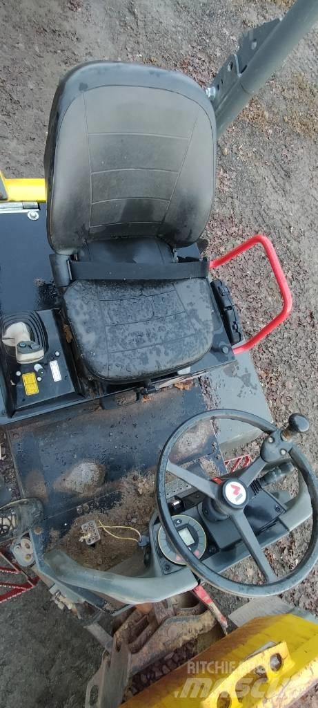 Wacker Neuson DW 30 Csuklósdömperek