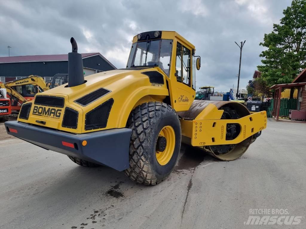 Bomag BW 213 D H-4 Egydobos hengerek