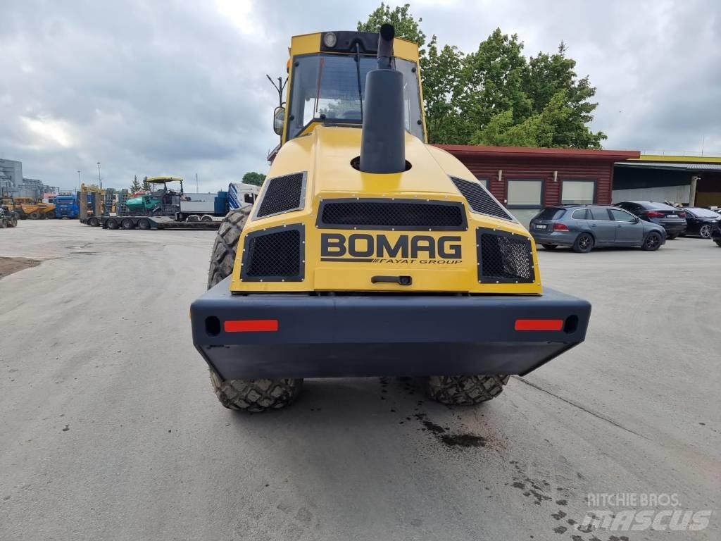 Bomag BW 213 D H-4 Egydobos hengerek