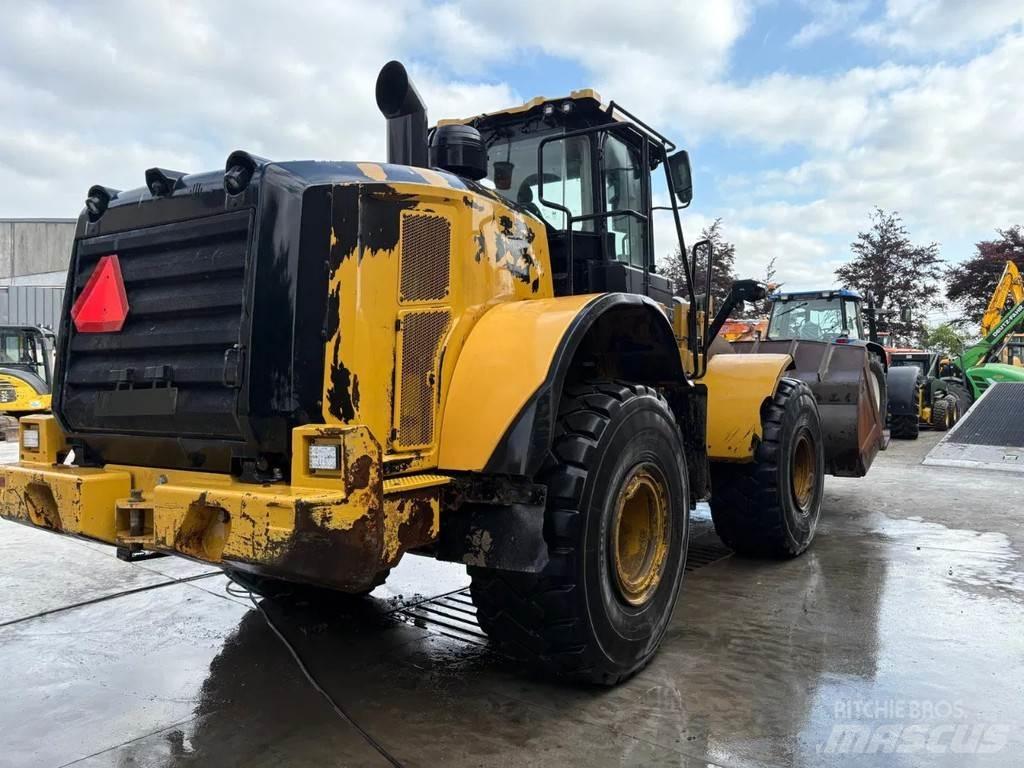 CAT 966MXE Gumikerekes homlokrakodók