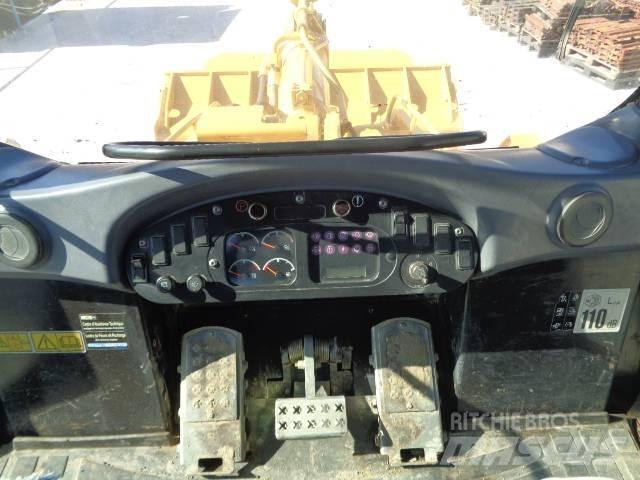 CAT 963 C II Lánctalpas homlokrakodók