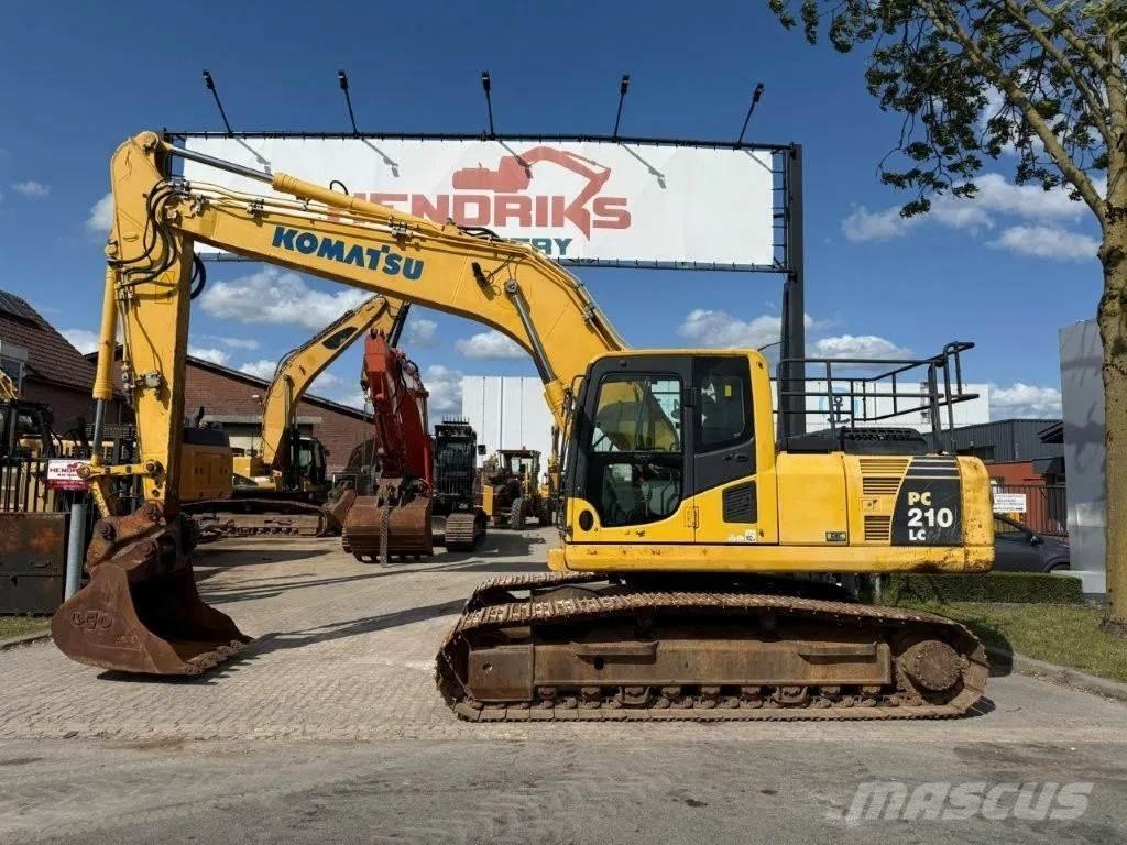 Komatsu PC210LC-8 Lánctalpas kotrók