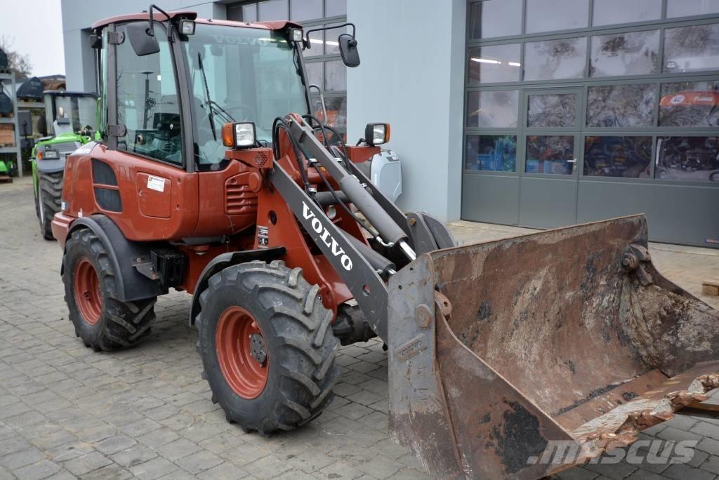 Volvo L 20 F Gumikerekes homlokrakodók