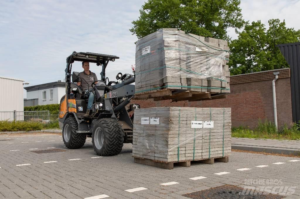GiANT G2700 Xtra HD Kompaktrakodók