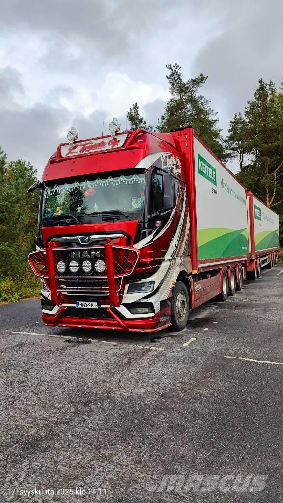 MAN TGX 15.2 Deszkaszállító teherautók