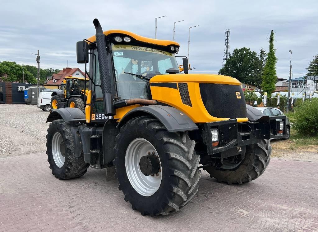 JCB Fastrac 3200 Traktorok