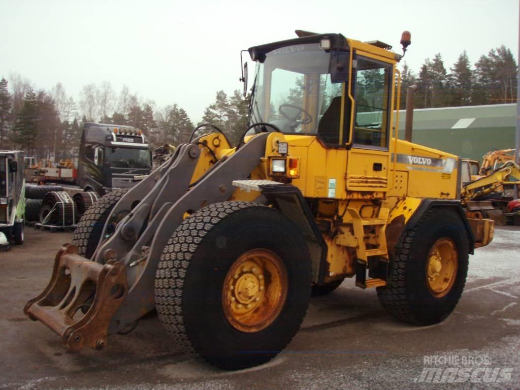 Volvo L 70 C Gumikerekes homlokrakodók