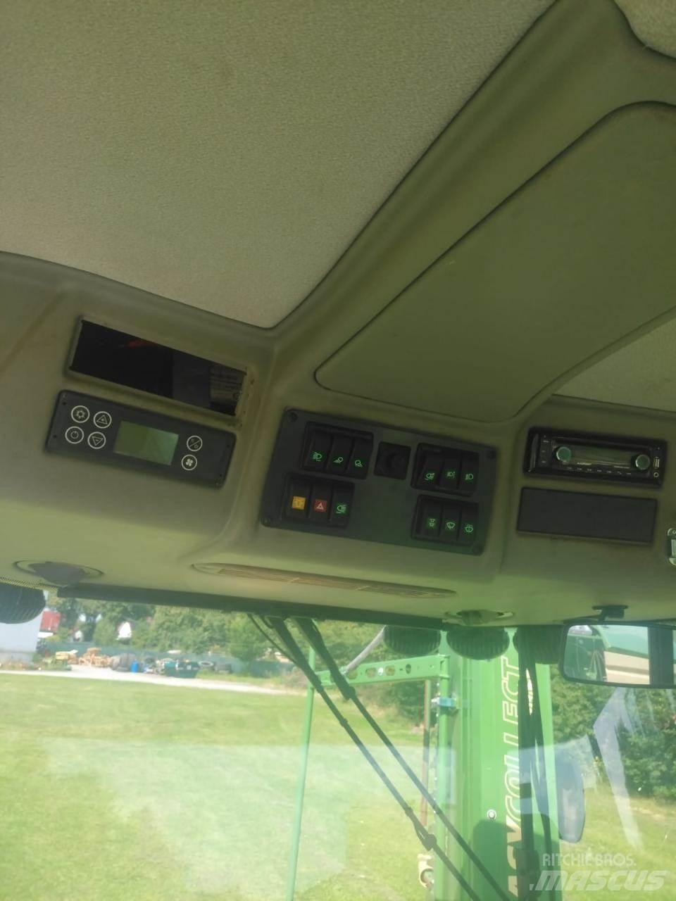 Krone Big X 700 Önjáró szecskázók