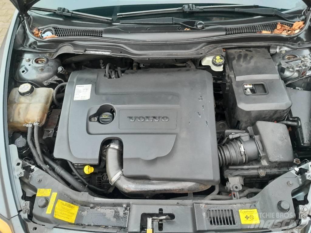 Volvo 1.6 D momentum Kistehergépjárművek