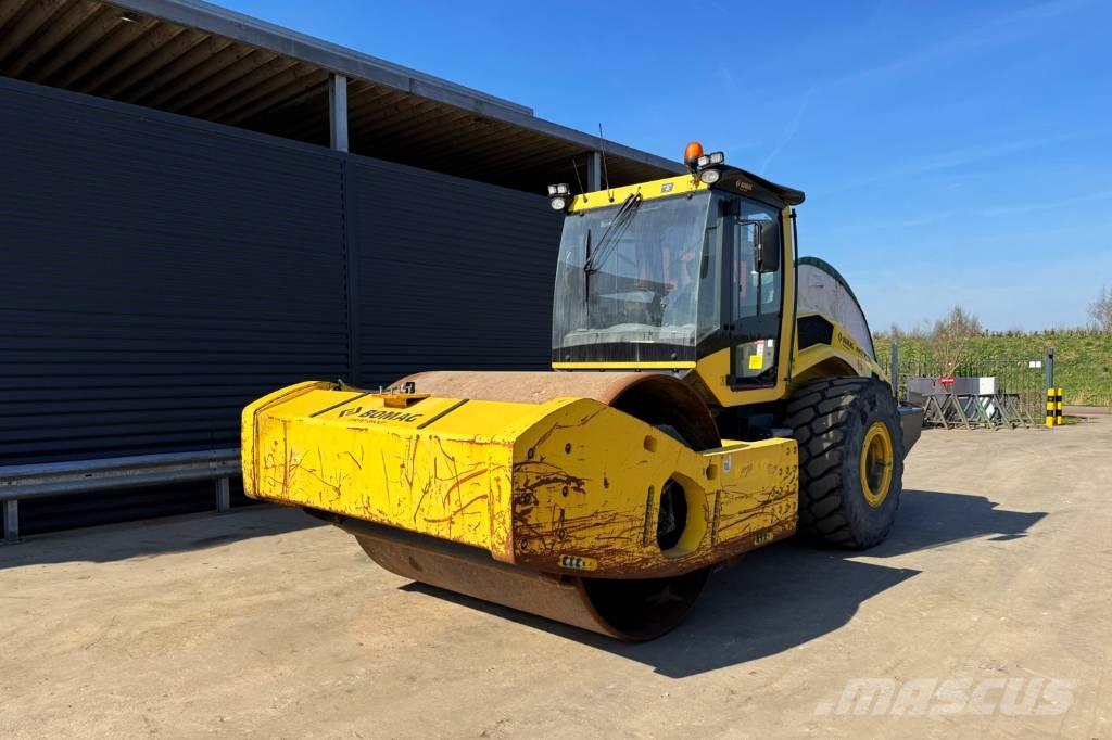 Bomag BW 226 BVC-5 Egydobos hengerek