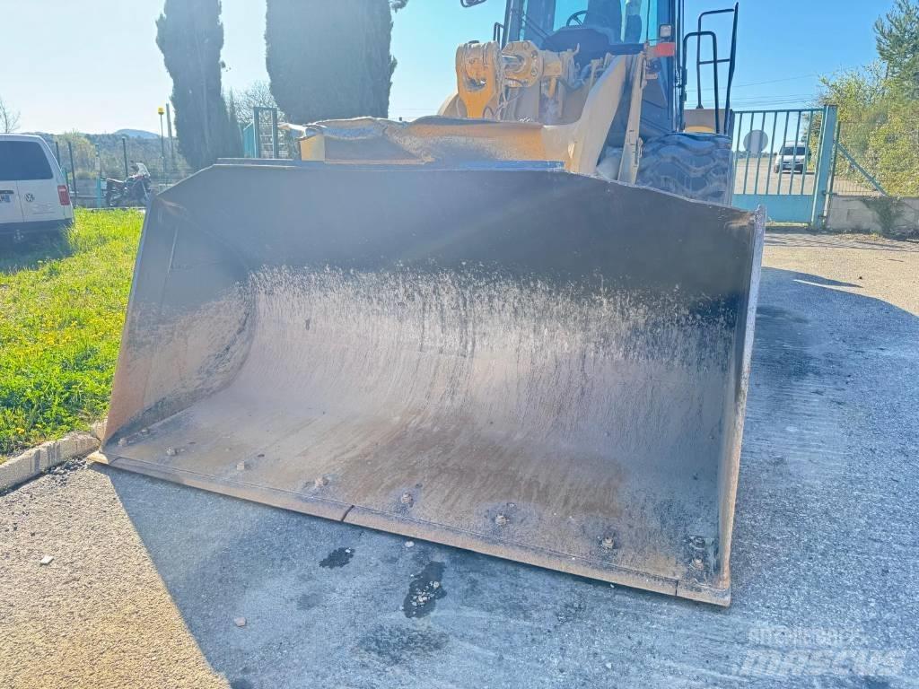 CAT 962 G II Gumikerekes homlokrakodók
