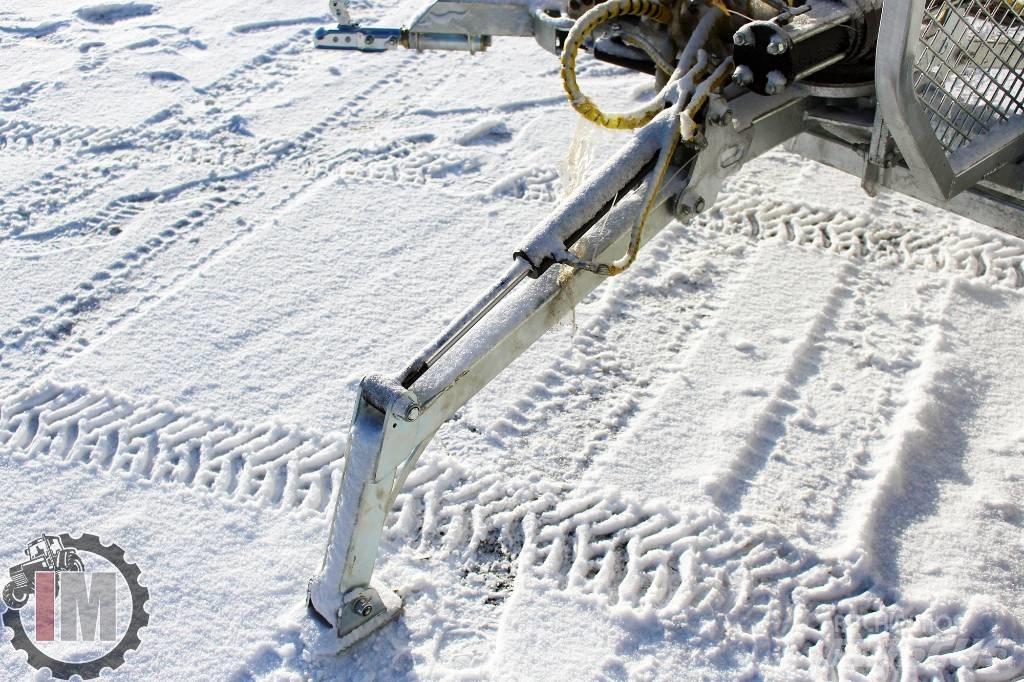  IM SKOGSVAGN 2000 Erdészeti pótkocsik