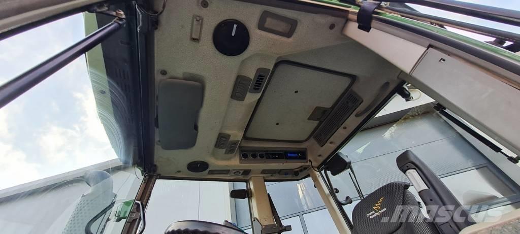 Fendt 820 Vario TMS Traktorok