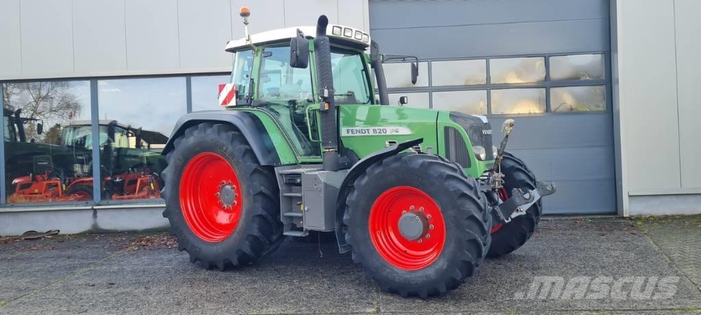 Fendt 820 Vario TMS Traktorok