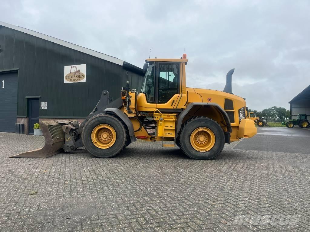 Volvo L 90 G Gumikerekes homlokrakodók
