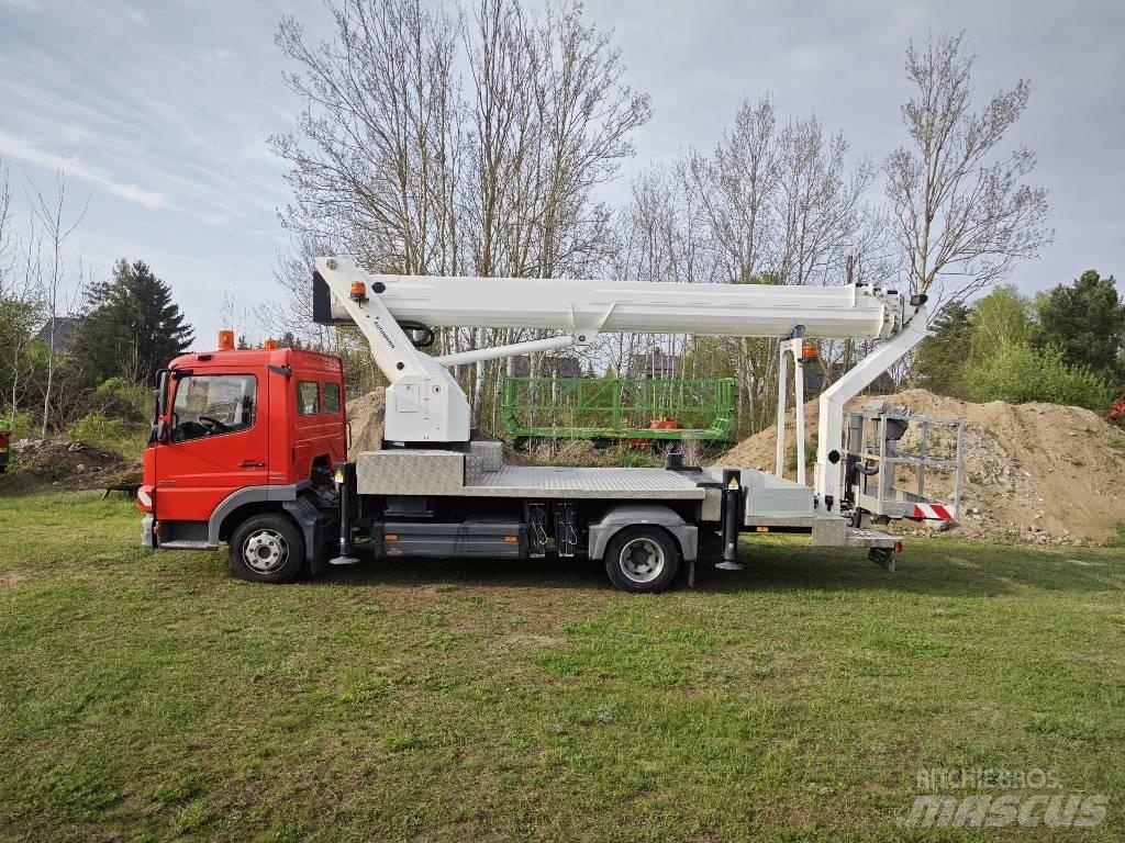 Ruthmann T 330 Teherautóra szerelt emelők és állványok