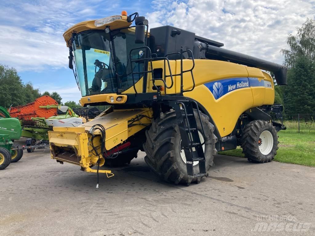 New Holland CX 8070 Kombájnok