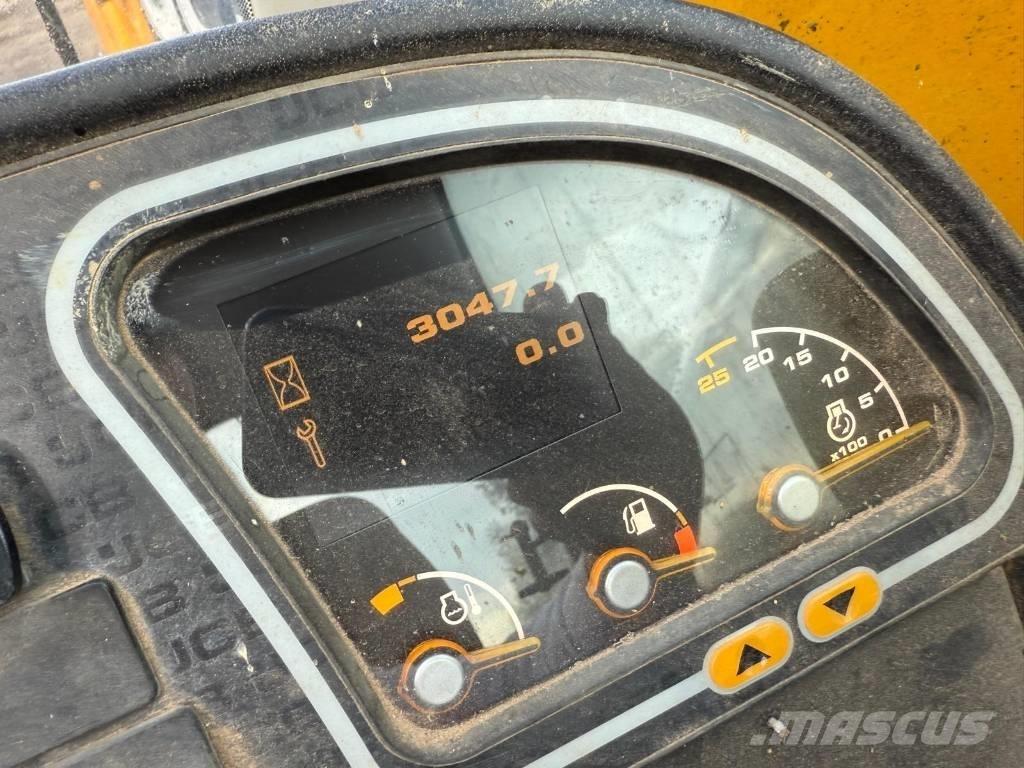 JCB 540-170 Teleszkópos rakodók