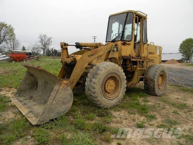 CAT 916 Gumikerekes homlokrakodók